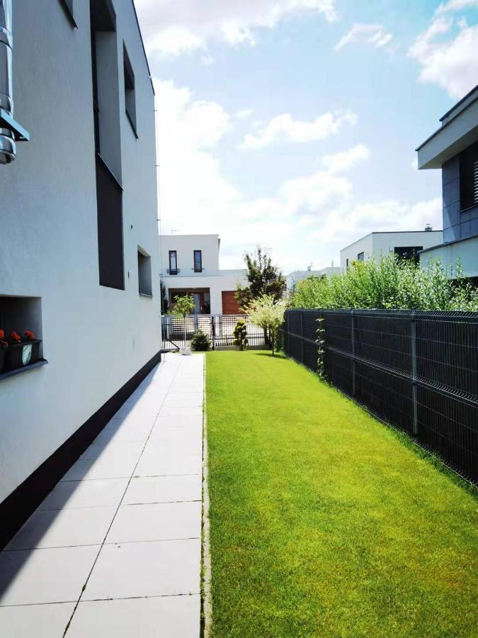 Yipin Villa Praha Exteriér fotografie